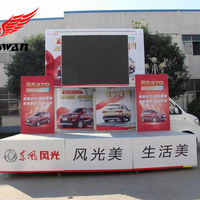 Nouveau camion-scène mobile hydraulique avec écran LED pour les expositions en plein air, les événements publicitaires, les centres commerciaux et les magasins de détail
