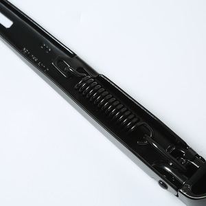 อะไหล่เปลี่ยนใบปัดน้ำฝนกระจกหน้ารถยนต์ ออดี้ เอ4 บี7 รุ่น 8E1955407C 8E1955408C ทำจากเหล็กและอะลูมิเนียม - Product Image 3