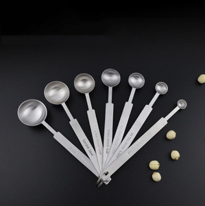 Cuillère à mesurer en métal personnalisée, cuillère à thé argentée, cuillère à mesurer avec échelles gravées pour le café et le lait en poudre - Product Image 4
