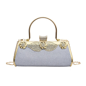Sac à main et porte-monnaie à chaîne unique avec impression de diamant incrusté pour banquet en métal - Product Image 5