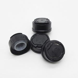 Bouchon à vis en plastique PP anti-fuite et inviolable pour bidon d'huile moteur et bidon jerrycan à usage chimique - Product Image 4