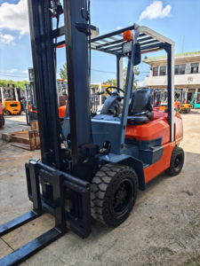 รถยกมือสองมอเตอร์ไฟฟ้ากระแสตรงสำหรับรถยก3ตัน FGZN30 LPG เครื่องยนต์ดีเซลมือสองสำหรับอุตสาหกรรมค้าปลีก - Product Image 6