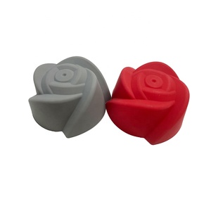 New Eco-Friendly Reusable Heat-Resistant Silicone Rose-Shaped Cupcake <b>Mold</b> for Baking Muffins and <b>Cakes</b> - Product Image 3