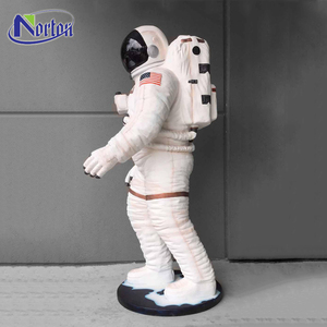 Tùy Chỉnh Phổ Biến Ngoài Trời Nghệ Thuật Hiện Đại Thiết Kế Cuộc Sống-Kích Thước Không Gian Biển Sợi Thủy Tinh Con Số Màu Trắng Nhựa Phi Hành Gia Bức Tượng - Product Image 2