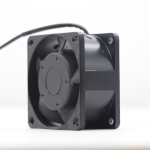 FULLTECH UF-60D11BWH 60x60x30 มม. 115VAC 50Hz 5W 2400RPM พัดลมระบายความร้อนแบบแกนสำหรับตู้อินเวอร์เตอร์ - Product Image 3