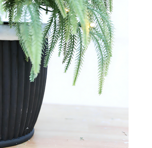 Árbol de <span class=keywords><strong>Navidad</strong></span> Artificial Preiluminado de 2.1 m, 100% Material PE, Árbol de Abeto <span class=keywords><strong>Estrecho</strong></span> con Luces LED Cálidas, Perfecto para Decoración Navideña en Interiores - Product Image 4