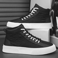 Chaussures de skate décontractées pour hommes, design OEM, à tige haute, motif embossé, semelle épaisse, baskets tendance, antidérapantes, pour la marche quotidienne