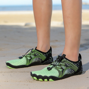Zapatos de Agua con Parte Superior de Malla, Suela de Goma, Secado Rápido, Unisex, para Uso en la Playa en Verano, Diseño de Punta Cerrada - Product Image 2