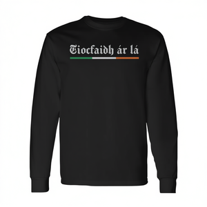 T-shirt à manches longues Irish Pride avec la phrase Tiocfaidh Ar La Gaelic, noir - Product Image 2