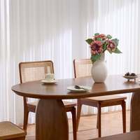 Ensemble de table à manger ovale extensible en bois de style nordique moderne de luxe pour usage hôtelier, assemblé