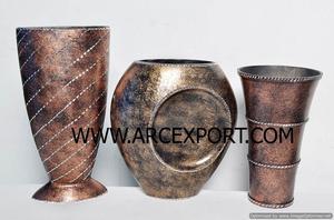 <b>Set</b> of 4 Different Sizes Modern Designer Flower Vases Superior Quality Metal Material Vase Home Decoration Flower Pots and Vase - Product Image 5