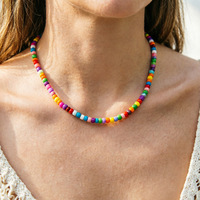 Collier coloré en perles de plastique pour femme, style Instagram, tendance, mode de niche, facile à assortir, longueur ras du cou, chaîne en bambou