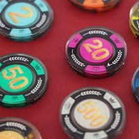 Jetons de jeu ronds en acrylique personnalisés imprimés pour les divertissements de fête