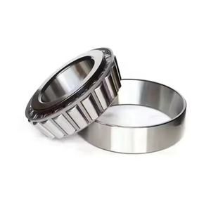 Roulement à rouleaux coniques à une rangée haute fiabilité 913842/913810 avec cage en acier, pièces de rechange automobiles pour camions - Product Image 1