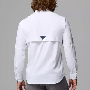 Polo de pêche de haute qualité à dos ouvert, faible MOQ, en maille respirante, avec col en forme de poisson, avec poches, manches longues et boutons. - Product Image 2