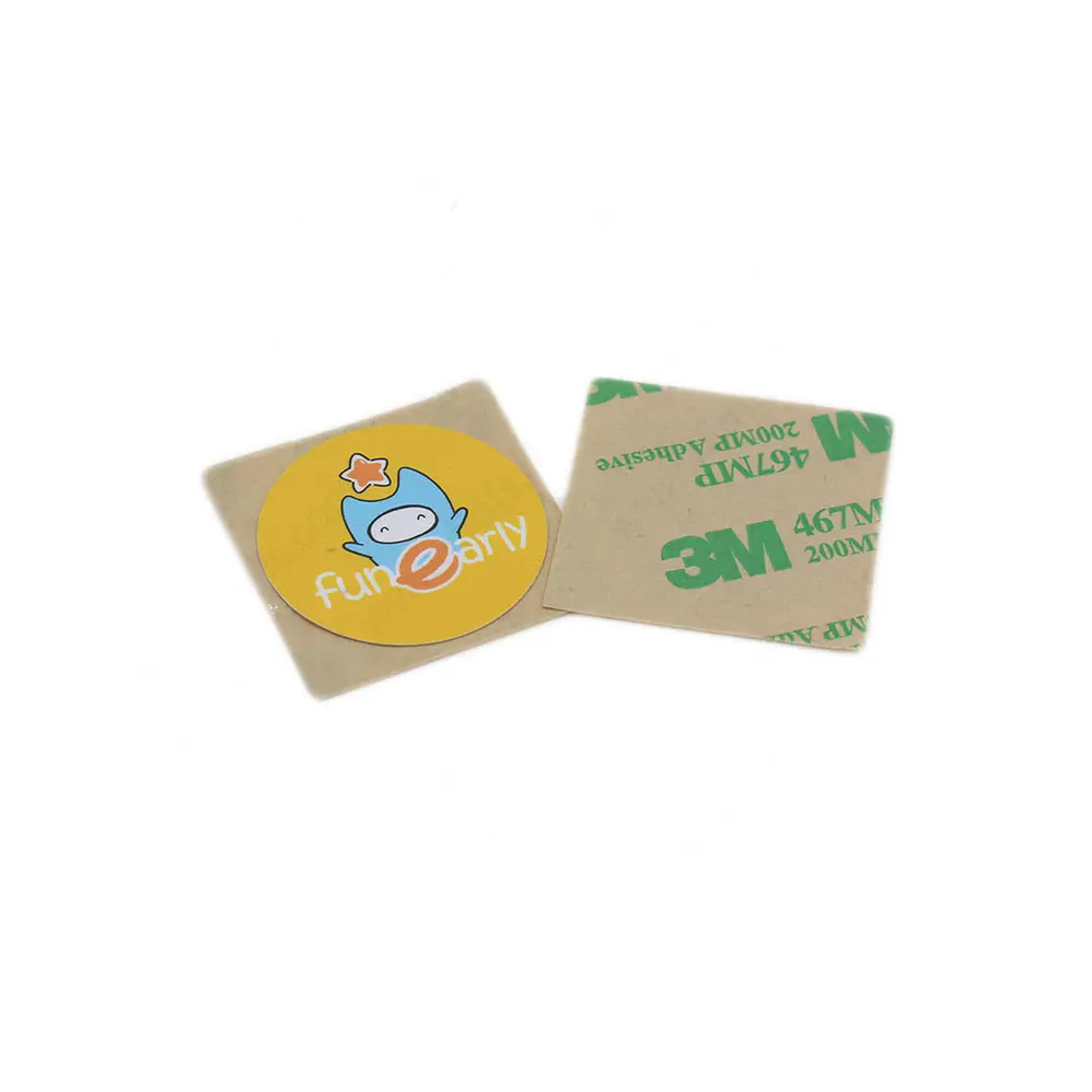 ISO14443A Label PVC kecil/kertas RFID NTAG213 stiker Tag dengan jarak baca panjang