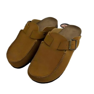 Birkenstocks en cuir véritable, sabots à bout ouvert, mules, sandales plates, doublure en fourrure véritable, semelle en liège, tendance de la mode, toutes saisons, intérieur/extérieur - Product Image 1