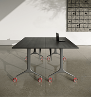 Table de conférence moderne multifonctionnelle en panneaux de bois durables avec pieds en métal pour le bureau, l'école et l'hôpital