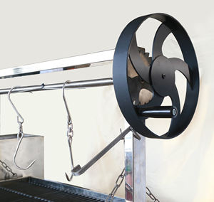 Parrilla de Lujo Discovery Estilo Santa María Argentina para Carbón y Leña con Carro Plegable de Acero de Alta Resistencia y Altura Ajustable - Product Image 4