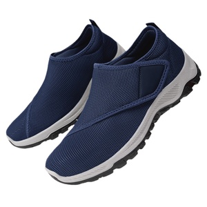 Chaussures décontractées respirantes en maille pour hommes, style slip-on, chaussures de marche Temu transfrontalières, chaussures de papa pour couple - Product Image 1