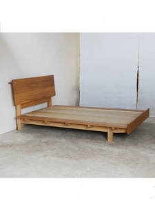 Lit double en bois massif naturel de style scandinave et japonais, en chêne rouge, cerisier et noyer noir, 1,53 m, fabriqué en Chine - Product Image 6