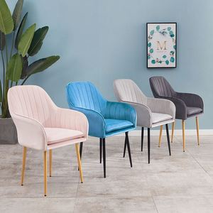 Venta al por mayor de lujo moderno nórdico de terciopelo comedor silla barata interior muebles para el hogar con patas de metal para acampar - Product Image 2