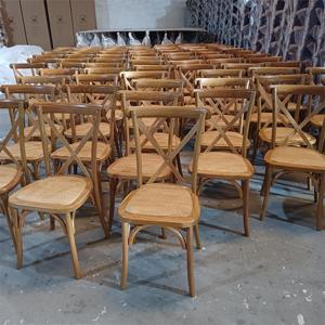 Ghế gỗ sồi tự nhiên bền chắc, lưng chữ thập, dùng cho thương mại, chịu lực cao, chất liệu gỗ uốn cong, có thể xếp chồng, thích hợp cho quán cà phê, phòng ăn, phòng khách - Product Image 1