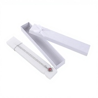 Boîte d'emballage pour bijoux en papier artistique biodégradable, de forme oblongue, imprimée en quadrichromie, style rétro simple, pour colliers, avec découpe et gaufrage