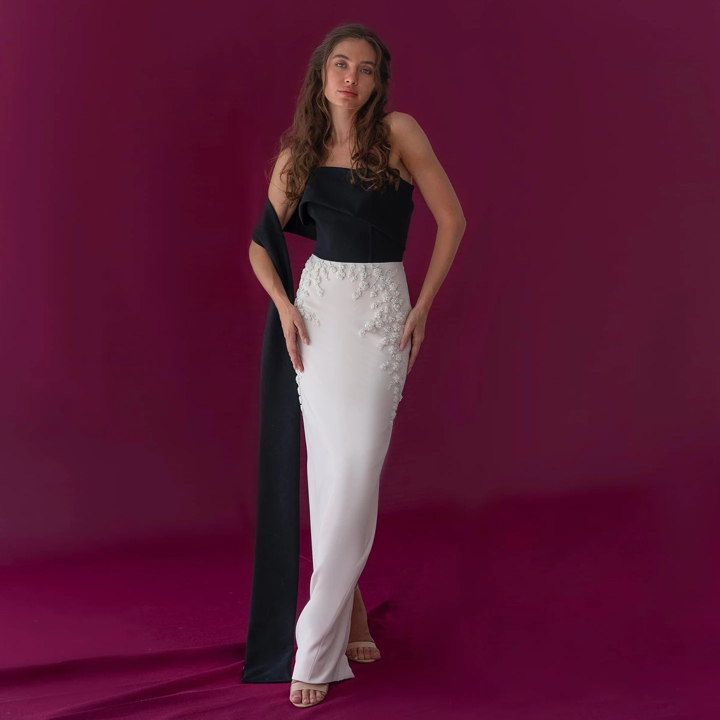 Buy Black White Lace Prom Dress Halter-Neck Design | Alibaba.com