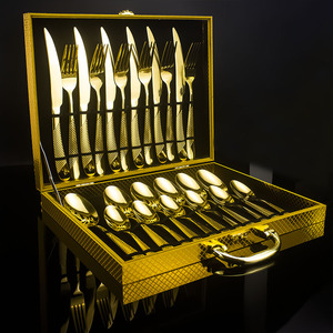 Couverts <span class=keywords><strong>de</strong></span> haute qualité, luxe, plaqués or, acier inoxydable, fourchette, cuillère, couteau, ensemble <span class=keywords><strong>de</strong></span> couverts <span class=keywords><strong>de</strong></span> 24 pièces - Product Image 1