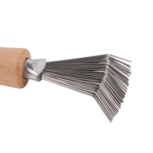 I capelli all'ingrosso della maniglia di legno rimuovono il pulitore dell'artiglio della spazzola per i capelli del pettine per la pulizia del bagno della <span class=keywords><strong>casa</strong></span> - Product Image 6