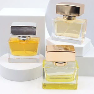 Muestra Gratuita <span class=keywords><strong>de</strong></span> Botellas <span class=keywords><strong>de</strong></span> Vidrio Planas para Perfume, Botella <span class=keywords><strong>de</strong></span> Perfume Cuadrada <span class=keywords><strong>de</strong></span> Vidrio con Atomizador para Mujer, 30 ml, 50 ml, 100 ml - Product Image 3