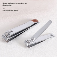 Kit de manucure professionnel 7 en 1 en acier inoxydable avec lime à ongles en verre, coupe-poils de nez, ciseaux, pinces et étui de voyage