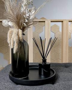 Assiette de service ronde en bois avec bord tourné, plusieurs tailles, chêne naturel, acacia, HORECA, gravure personnalisée OEM, Vietnam - Product Image 6