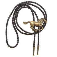 En gros Western Cowboy Style Galopant Cheval Forme Métal Bolo Cravate Collier en Stock Sud-Ouest Mode Pays En Cuir Bolo Cravate