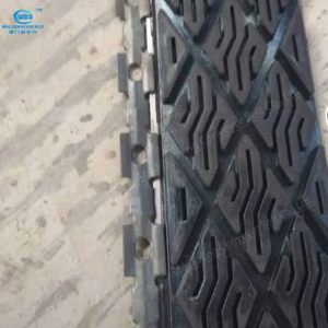Kömür madencilik konveyörü sistemi 18mm kalın slayt etiketleme kasnak etiketleme levha kauçuk doğal sineklik rulo - Product Image 4