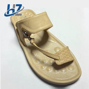 <span class=keywords><strong>Pantoufles</strong></span> de plage pour hommes de l'usine Chang Design respirant pour le Moyen-Orient Europe Amérique transfrontalière pour les clients <span class=keywords><strong>Amazon</strong></span> Europe - Product Image 4