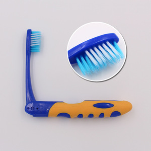Brosse à dents de voyage pliable à poils souples, taille dépliée de 19,5 cm, pour adultes, brosse à dents manuelle avec design compact - Product Image 5