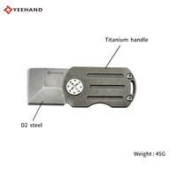 Couteau de poche pliable tactique Yeehand Sharp OEM personnalisable en acier D2 avec lame de 24 mm et manche en titane EDC