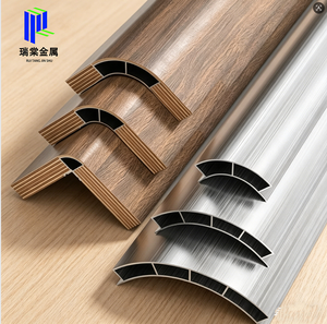 Profils extrudés en <span class=keywords><strong>aluminium</strong></span>, bande <span class=keywords><strong>de</strong></span> <span class=keywords><strong>remplissage</strong></span> en alliage d'<span class=keywords><strong>aluminium</strong></span> et profilé <span class=keywords><strong>de</strong></span> support pour les coins extérieurs et les bords <span class=keywords><strong>de</strong></span> placards - Product Image 1