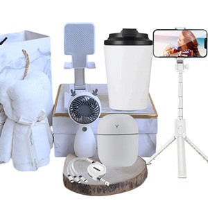 Set de Regalo Personalizado para Nuevos Empleados, Set de Regalo Corporativo de Bienvenida, Set de Regalo con Paraguas y Ventilador para Pequeñas Empresas - Product Image 1