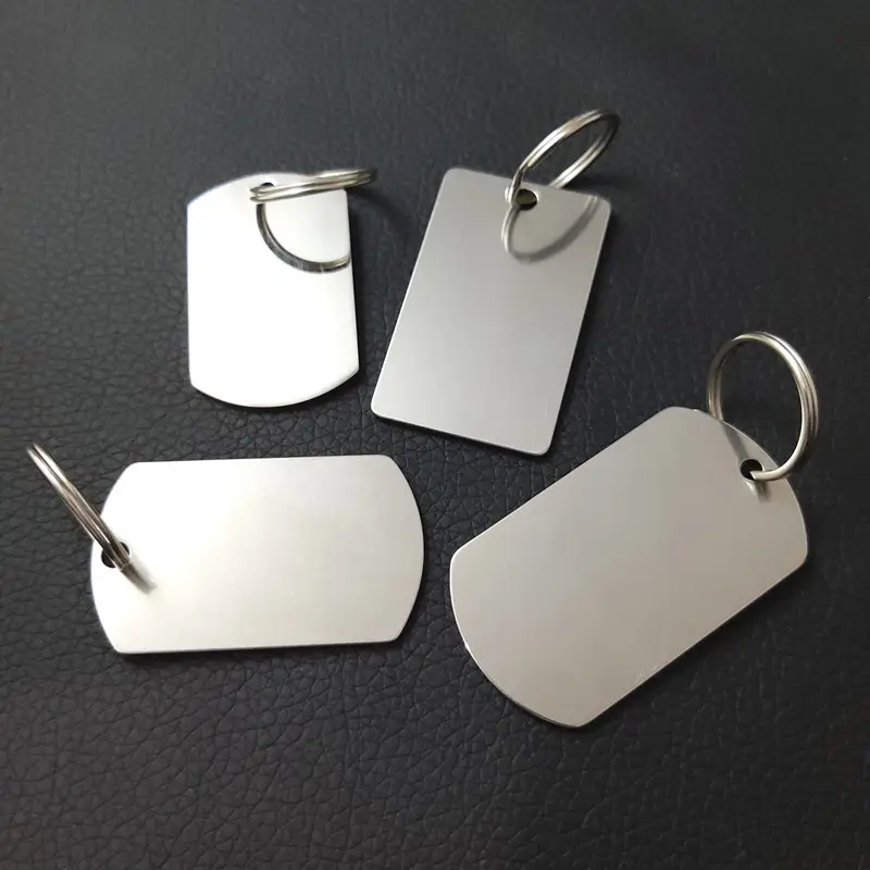 Logo personnalisé gravure laser plaque d'immatriculation en acier inoxydable métal blanc porte-clés/porte-clés vierge/porte-clés vierge