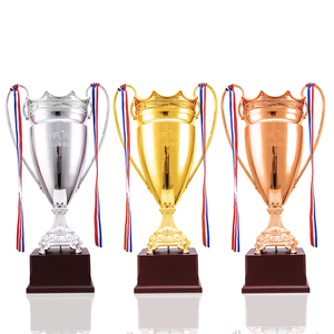 <span class=keywords><strong>Copa</strong></span> <span class=keywords><strong>de</strong></span> premios con logotipo personalizado <span class=keywords><strong>del</strong></span> fabricante, medallas y trofeos deportivos mundiales, trofeo deportivo <span class=keywords><strong>de</strong></span> metal dorado y plateado para campeones - Product Image 2