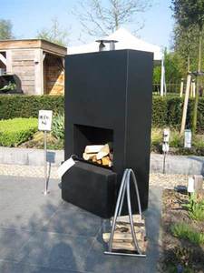 Cheminée extérieure autoportante moderne avec rangement pour bois, foyer en acier peint pour chauffage extérieur - Product Image 1