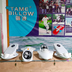 Survol électrique fabriqué en chine haute vitesse sous l'eau scooter électrique sous-marin planche à hélice pour le <span class=keywords><strong>surf</strong></span> - Product Image 6