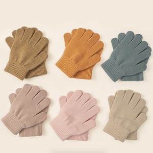 <span class=keywords><strong>Guanti</strong></span> Invernali per Bambini con Logo Personalizzato, <span class=keywords><strong>Guanti</strong></span> Lavorati a Maglia Carini per Bambini, Colore Unito, per Ragazzi e Ragazze, Regalo per Scuola e Attività all'Aperto, <span class=keywords><strong>Guanti</strong></span> Invernali Caldi - Product Image 5