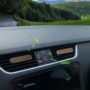 Alüminyum araba havalandırma klip hava spreyi Aroma sopa parfüm araba difüzör oto iç aksesuarları