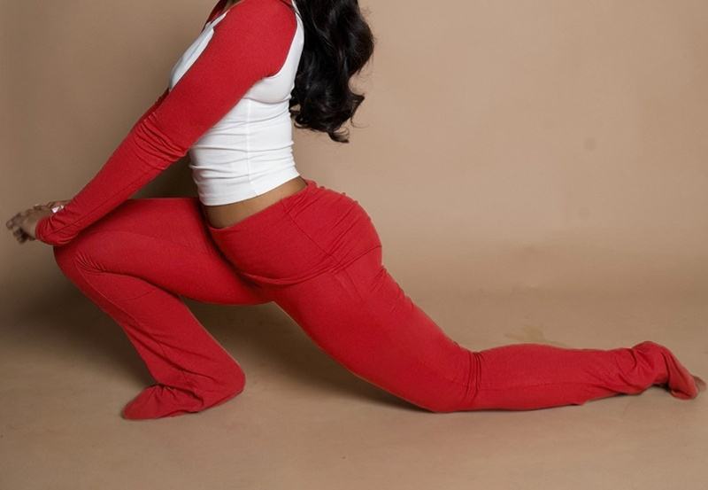 Z225ST สีแดง