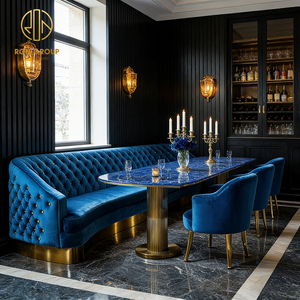 Table ronde carrée de luxe en pierre frittée, canapé banquette en velours bleu foncé, mobilier personnalisé pour hôtels et restaurants - Product Image 3