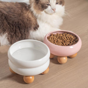 Vente en gros de bol en céramique pour chien et chat bol <span class=keywords><strong>Gulu</strong></span> surélevé en bois bol pour chat en céramique bambou avec support en bois - Product Image 2